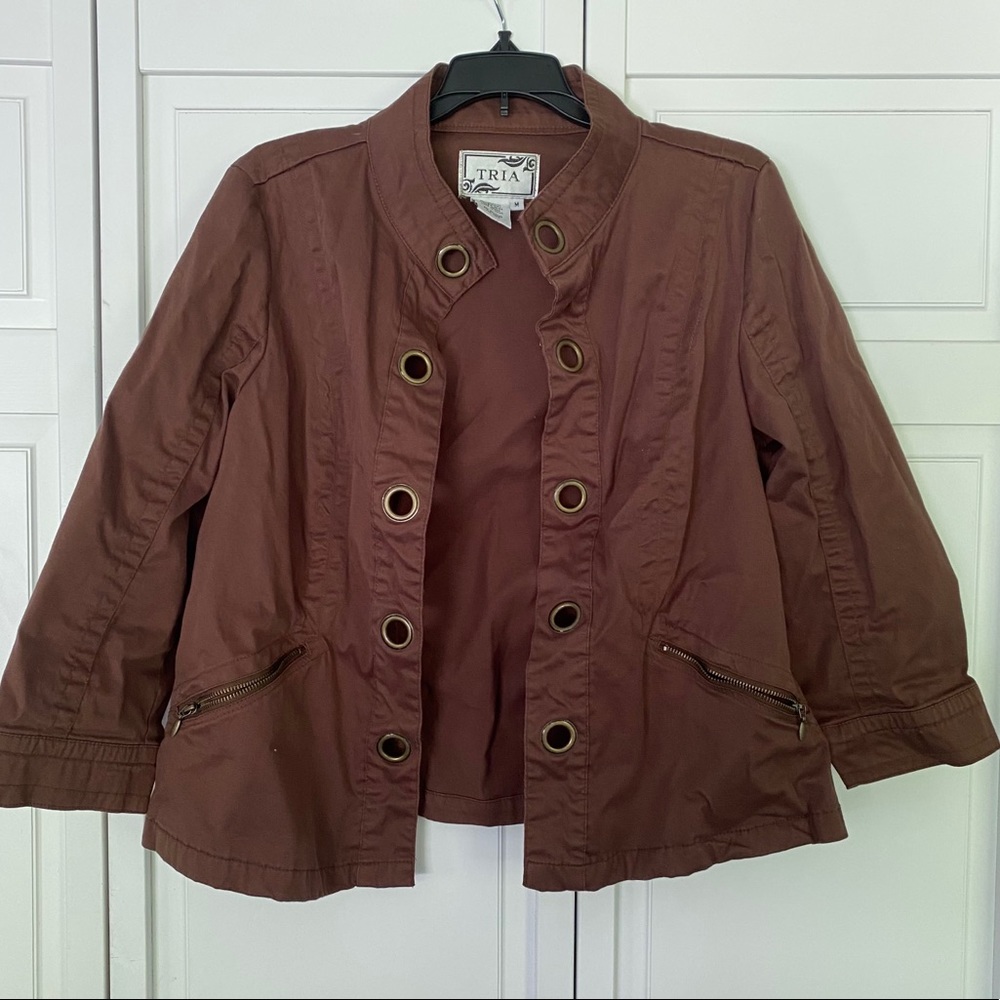 Brown jacket. Size M. with spandex